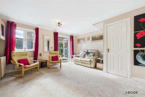 14 Laurel Grove, Uttoxeter, ST14 7EL