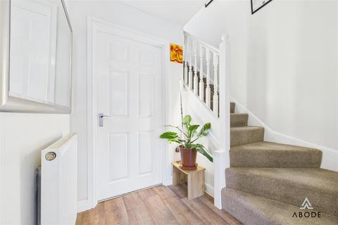 14 Laurel Grove, Uttoxeter, ST14 7EL