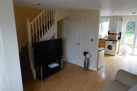 2 bedroom end of terrace house to rent, Sycamore Drive, Brentwood CM14