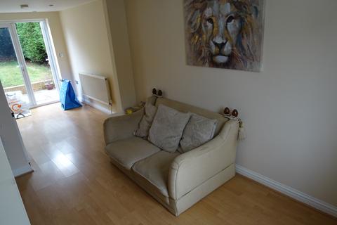 2 bedroom end of terrace house to rent, Sycamore Drive, Brentwood CM14