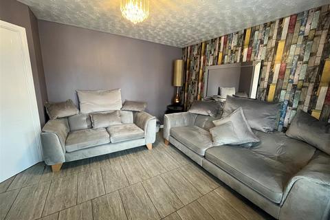 31 Fairplace Close, Bridgend, CF31 5BY