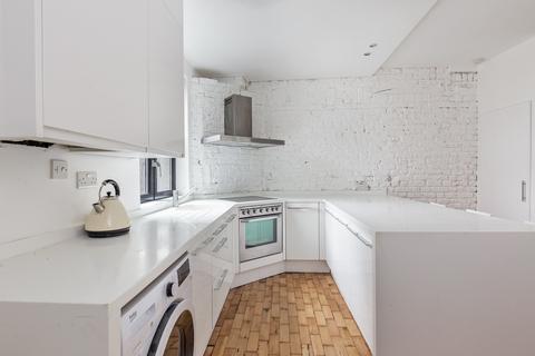 2 bedroom terraced house for sale, Bradbury Mews, London, N16