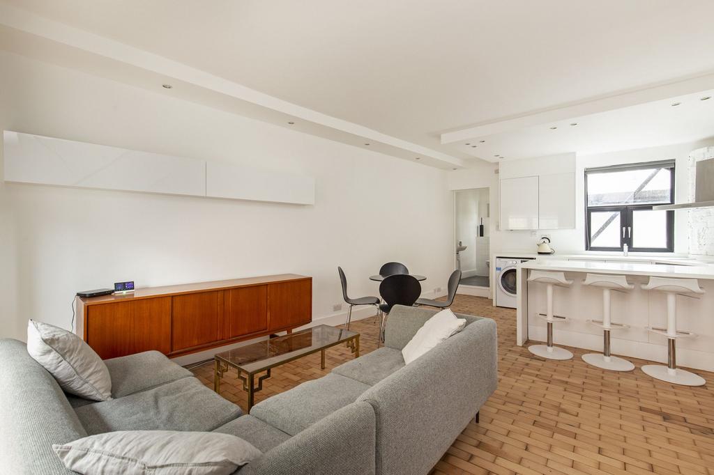 Reception / Kitchen