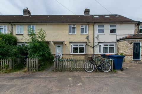 2 bedroom end of terrace house to rent, Hawthorn Way, Cambridge