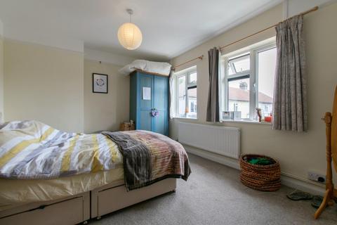 2 bedroom end of terrace house to rent, Hawthorn Way, Cambridge