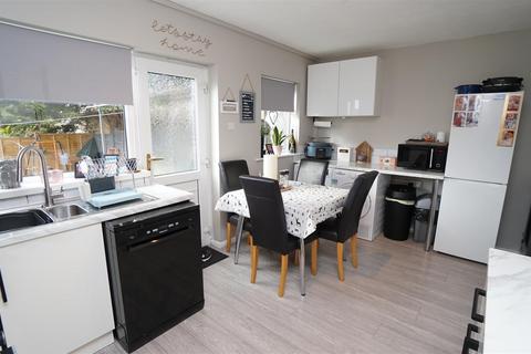 40 Botany Avenue, Bradford, BD2 1EU
