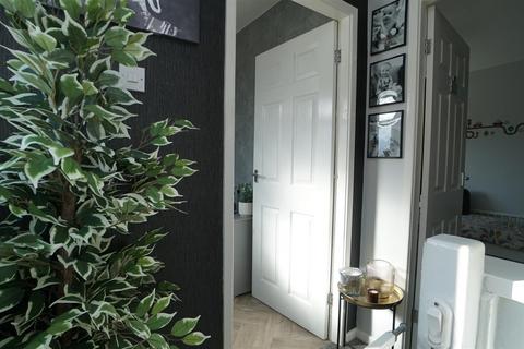 40 Botany Avenue, Bradford, BD2 1EU
