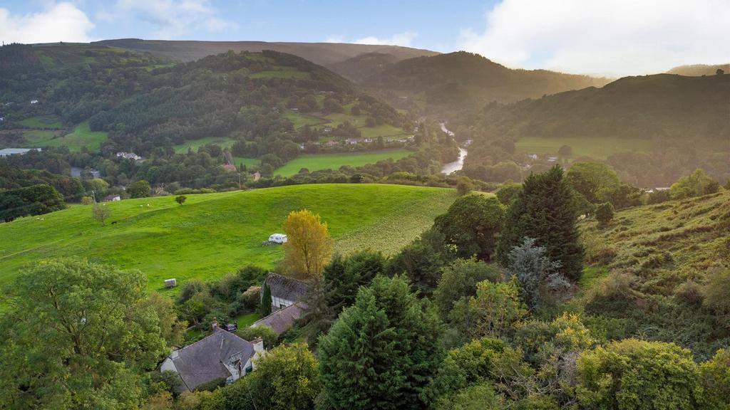 Additional Photograph