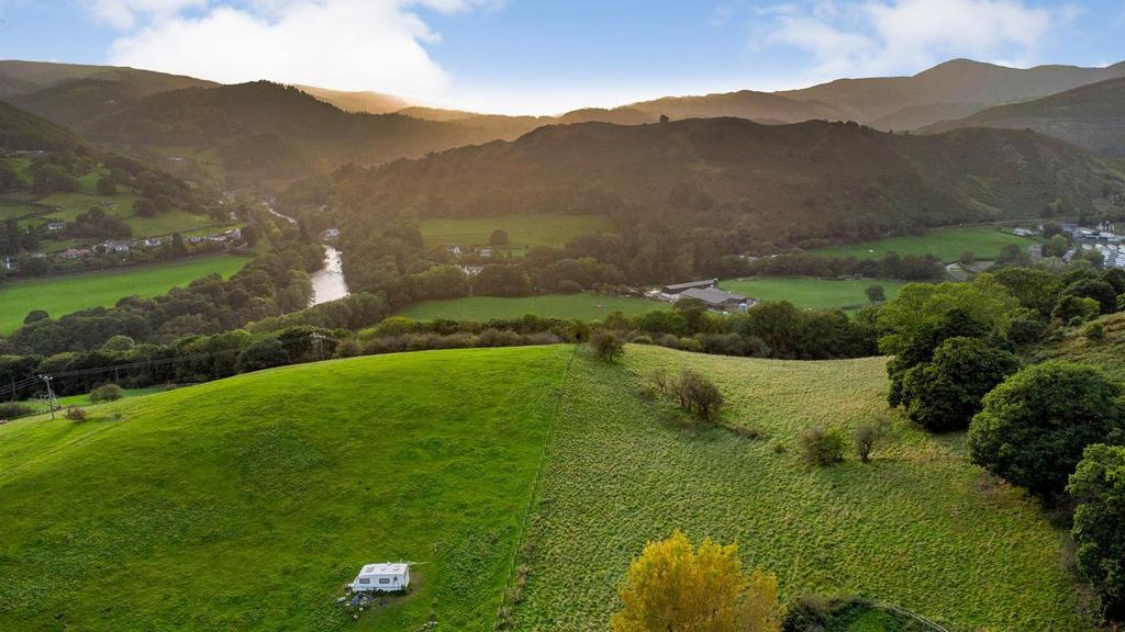 Additional Photograph