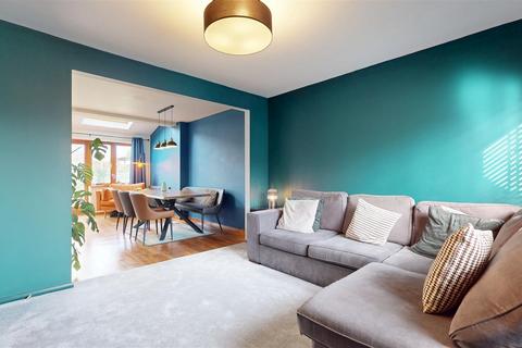23 Calewen, Two Mile Ash, Milton Keynes, MK8 8LP