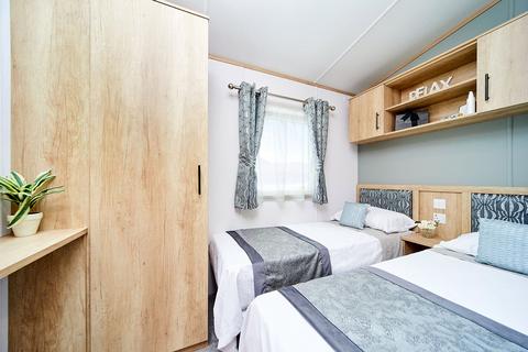 2 bedroom detached house for sale, Glen Road, Shipley BD17