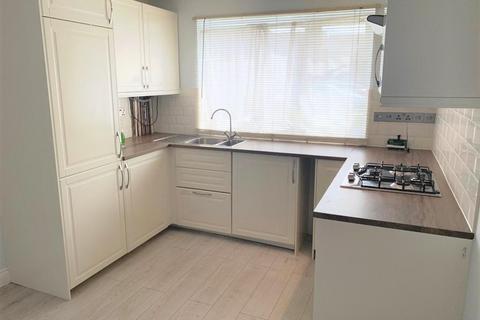 2 bedroom flat to rent, Shurland Avenue, Barnet, EN4