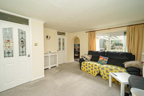 2 bedroom detached bungalow for sale, Grasmere Way, Leighton Buzzard