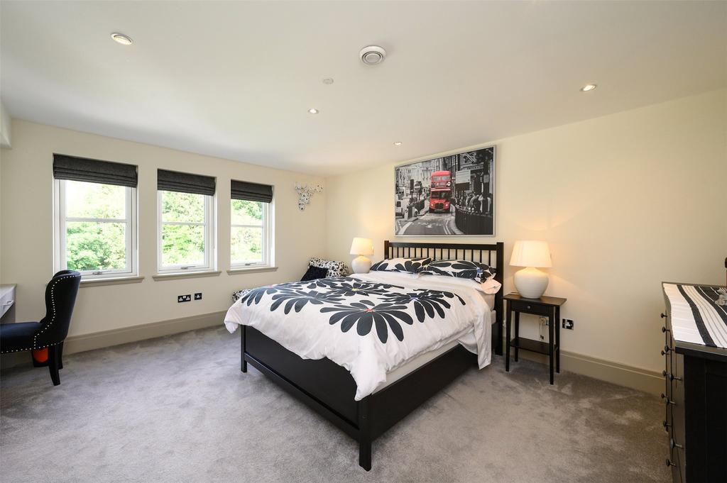 Double Bedroom
