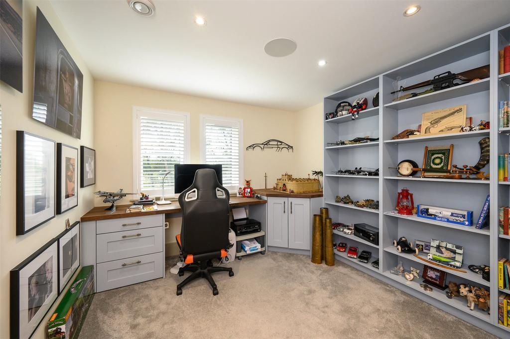 Bedroom/Study
