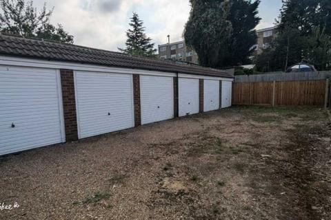undefined, Carshalton Grove, Sutton SM1