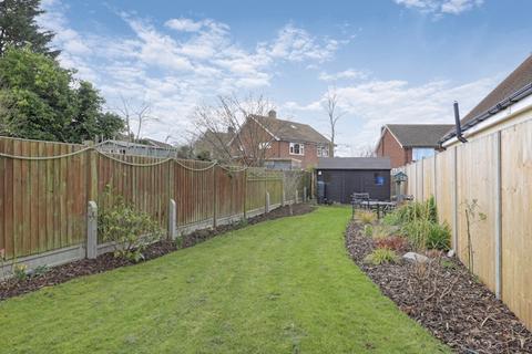 53 Cloverly Road, Ongar, CM5 9BX