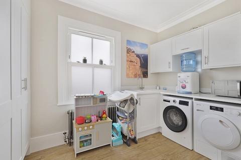 53 Cloverly Road, Ongar, CM5 9BX