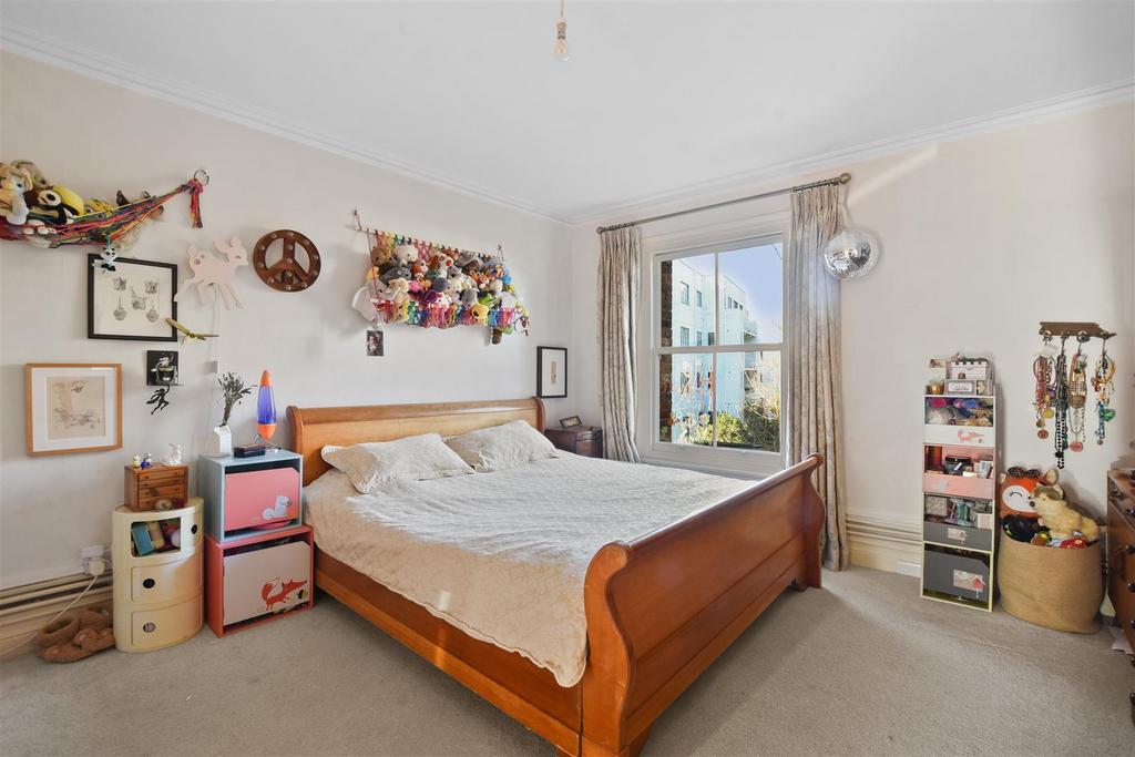 31 Brookfield Mansions - Bedroom 2.JPG