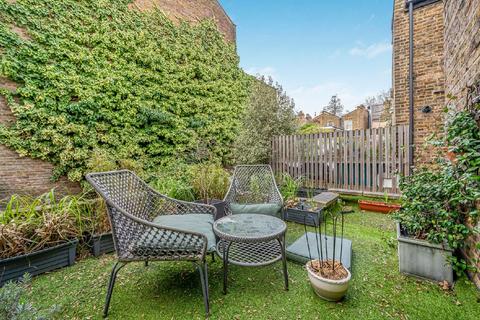 3 bedroom flat for sale, Kingsgate Road, West Hampstead