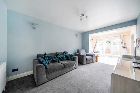 28 Talbot Road, Ashford, TW15 3PN