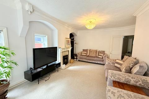 3 bedroom bungalow to rent, Ipswich IP4