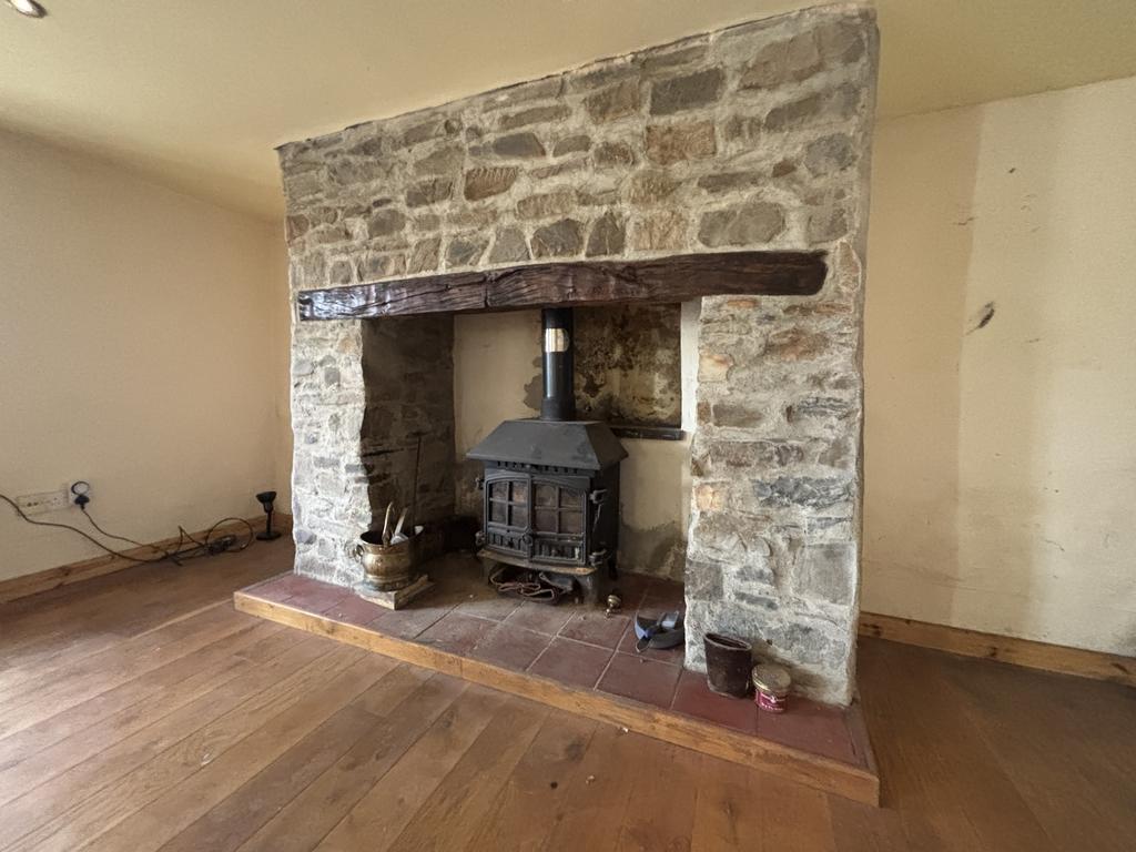 Living room (second image)