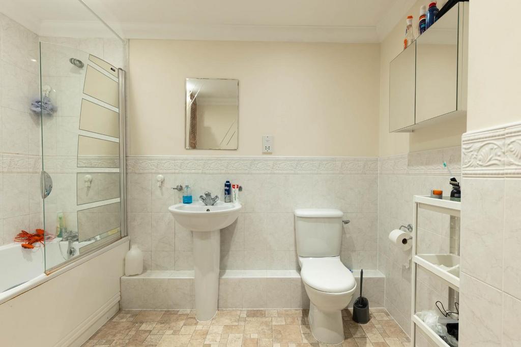 Bathroom-1.jpg