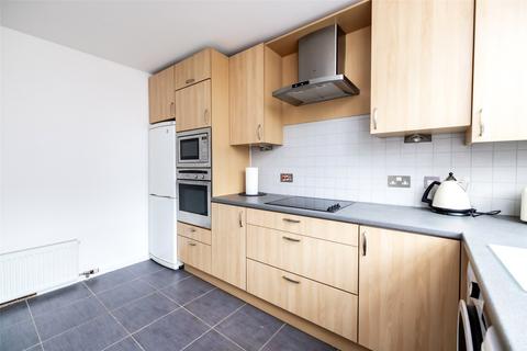 2 bedroom flat to rent, Craigton Court, Aberdeen, AB15