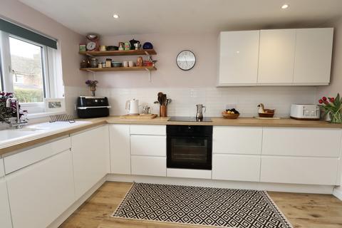 undefined, South Close, Walton