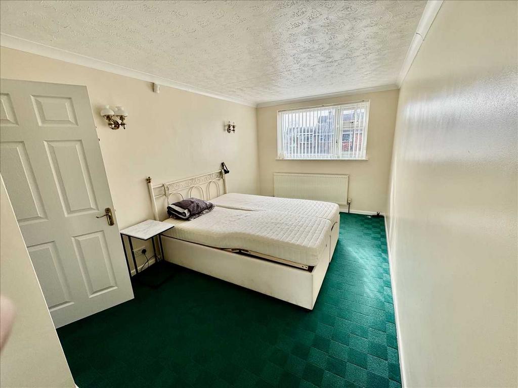 Bedroom    1