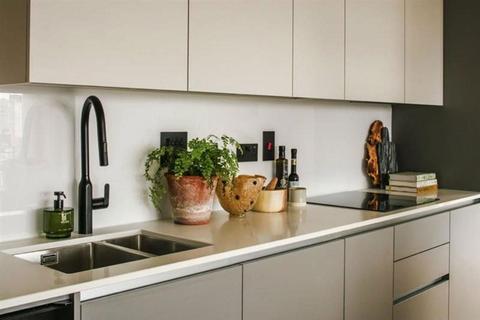 1 bedroom apartment for sale, Graphite Square, London SE11
