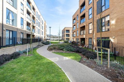 2 bedroom apartment for sale, Cuthbert Court, South Ockendon