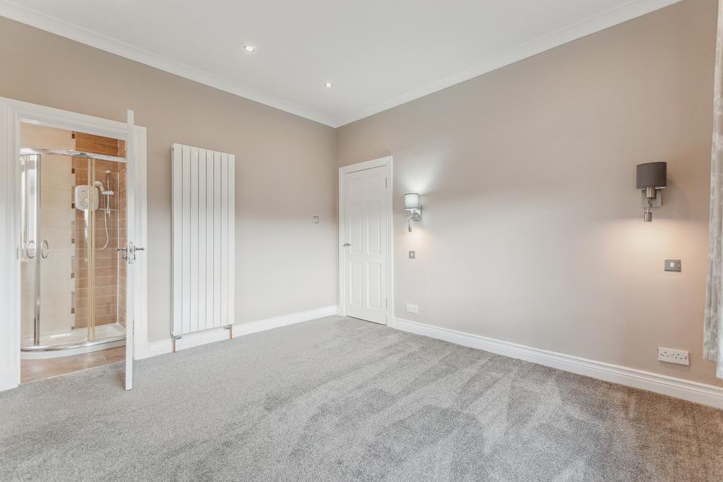 House in Glasgow, Hillfoot, East Dunbartonshire - View 5
