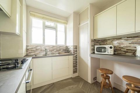 1 bedroom flat to rent, Hallfield Estate, London