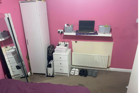 1 bedroom in a house share to rent, London Road, Grays RM20