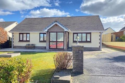 3 bedroom detached bungalow for sale, Gerddi Mair, St. Clears