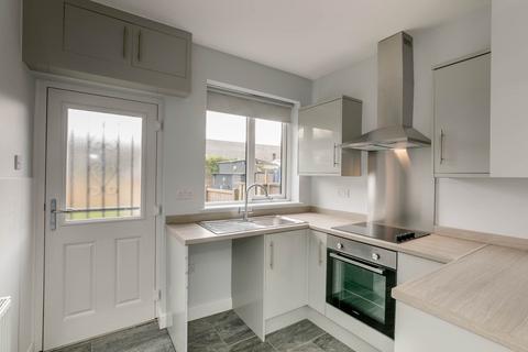 2 bedroom terraced house to rent, Whitehall Grove, Drighlington