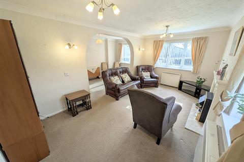 1 bedroom apartment for sale, Chestnut House, Brook Court, Sandbach
