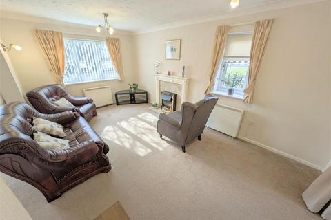 1 bedroom apartment for sale, Chestnut House, Brook Court, Sandbach
