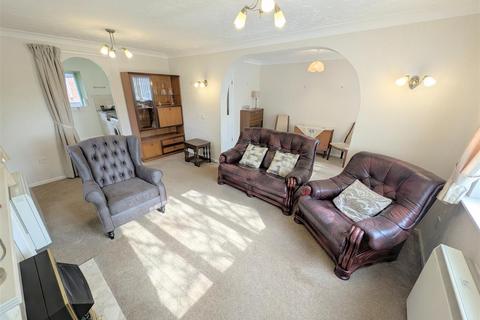 1 bedroom apartment for sale, Chestnut House, Brook Court, Sandbach