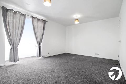 Studio to rent, Haig Gardens, Gravesend, Kent, DA12