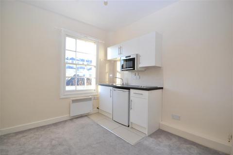 Studio to rent, Lansdowne Place, Hove