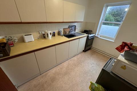 1 bedroom flat to rent, Ilkley Road, Otley, West Yorkshire, UK, LS21