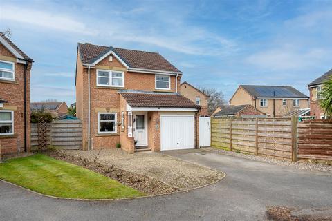 3 bedroom detached house for sale, Brunswick Close, Strensall, York, YO32 5ZT