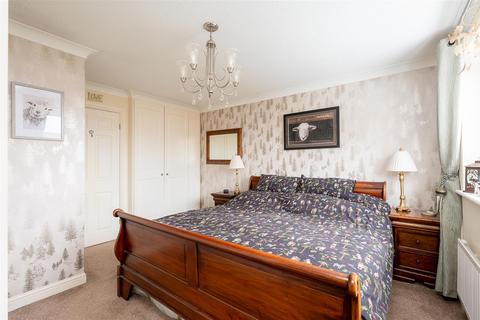 2 Brunswick Close, Strensall, York, YO32 5ZT
