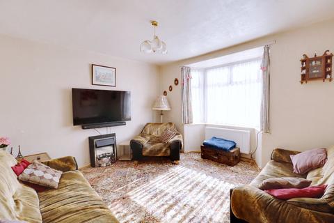 3 bedroom terraced house for sale, Cawdor Avenue, South Ockendon RM15