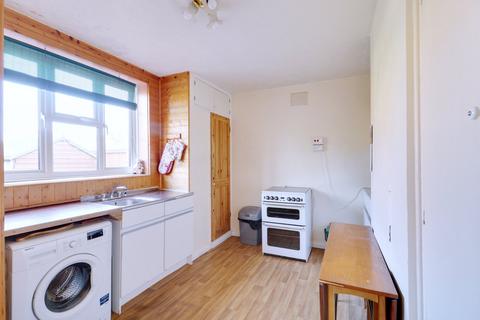 3 bedroom terraced house for sale, Cawdor Avenue, South Ockendon RM15