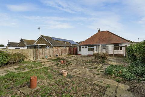 2 bedroom detached bungalow for sale, Cissbury Avenue, Peacehaven