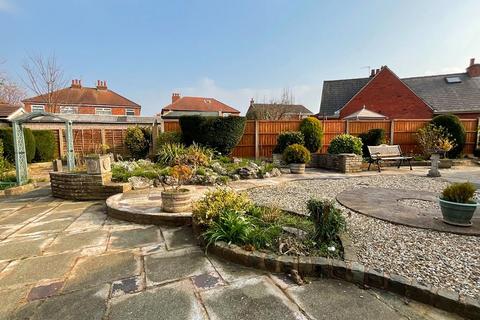 3 bedroom detached bungalow for sale, Rathmore Crescent, Southport PR9